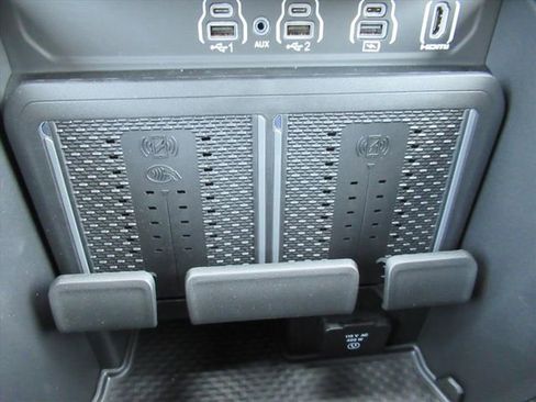 New 2026 RAM 1500 Laramie image 29