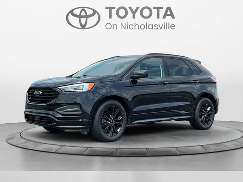 Used 2022 Ford Edge SE w/ Black Appearance Package AWD/4WD image 1