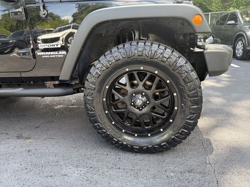 Used 2016 Jeep Wrangler Unlimited Sport w/ Quick Order Package 24S AWD/4WD image 13