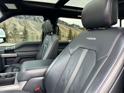 Used 2022 Ford F350 Platinum image 19