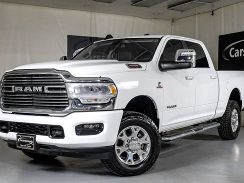 Used 2024 RAM 2500 Laramie AWD/4WD image 4