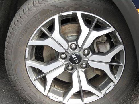 Used 2021 Kia Seltos EX AWD/4WD image 6