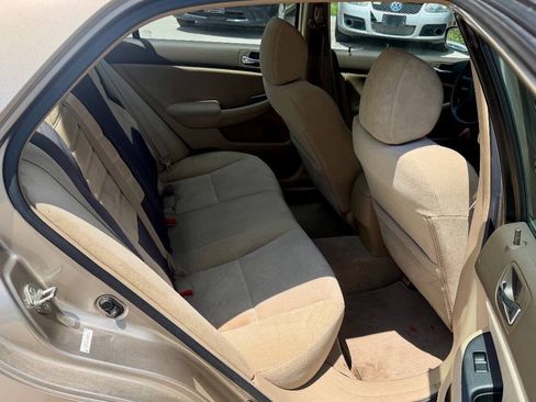 Used 2003 Honda Accord LX image 13