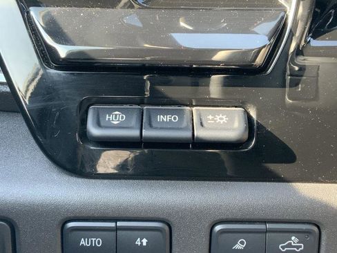 Used 2023 Chevrolet Silverado 1500 ZR2 w/ Technology Package image 35