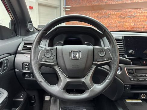 Used 2023 Honda Passport EX-L image 14