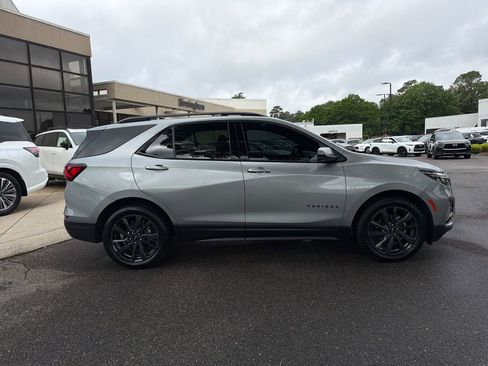 Used 2023 Chevrolet Equinox RS w/ RS Leather Package FWD image 12