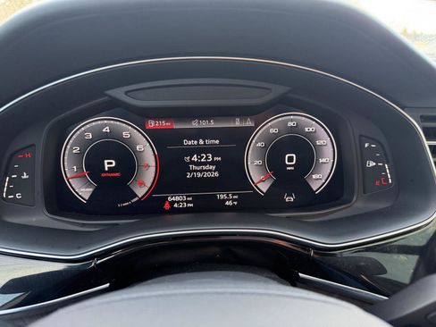 Used 2019 Audi Q8 Prestige w/ Luxury Package image 14