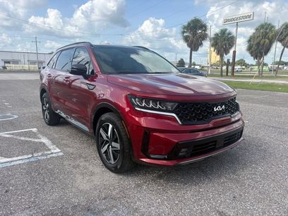 Used 2022 Kia Sorento EX w/ Panoramic Sunroof Package