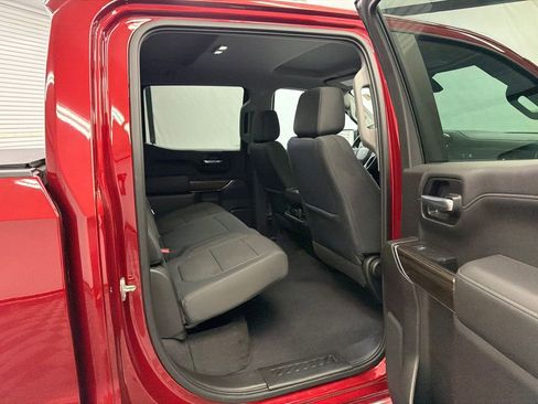 Used 2019 Chevrolet Silverado 1500 RST image 16