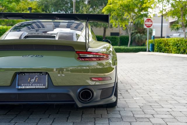 Used 2018 Porsche 911 GT2 RS RWD image 26