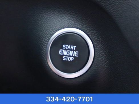 New 2025 Volvo XC40 B5 Plus w/ Protection Package Premier image 4