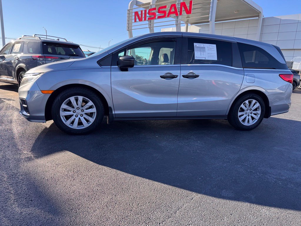 Used 2019 Honda Odyssey LX image 2