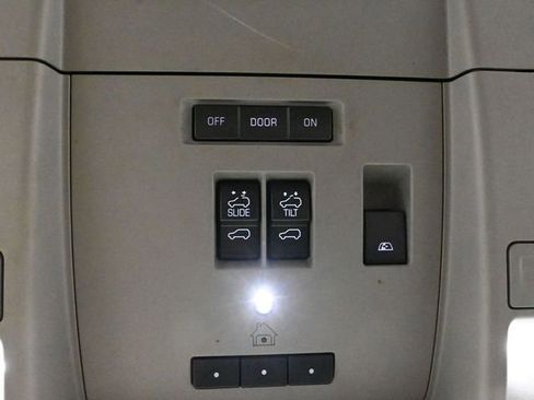 Used 2018 GMC Sierra 3500 Denali image 38