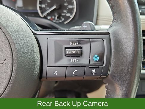 Used 2023 Nissan Rogue SL w/ SL Premium Package FWD image 12