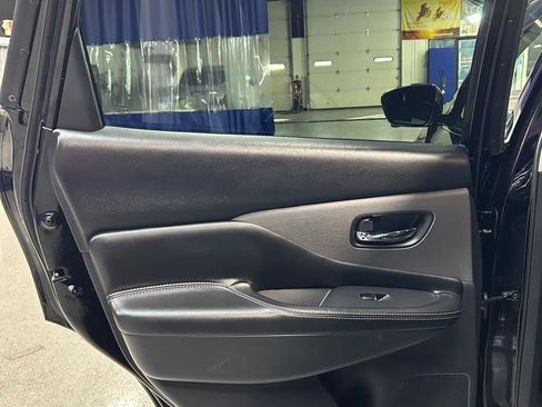 Used 2023 Nissan Murano SL w/ Cargo Package image 18