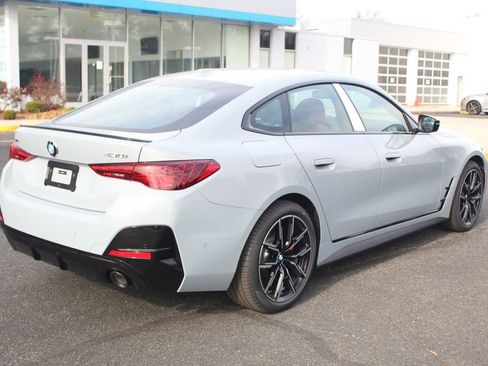 New 2026 BMW 430i xDrive w/ M Sport Package AWD/4WD image 10