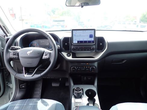 Certified 2024 Ford Bronco Sport Heritage w/ Heritage Convenience Package image 15