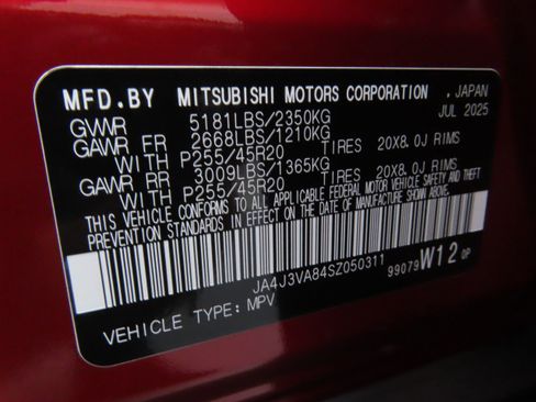 New 2025 Mitsubishi Outlander SE image 28