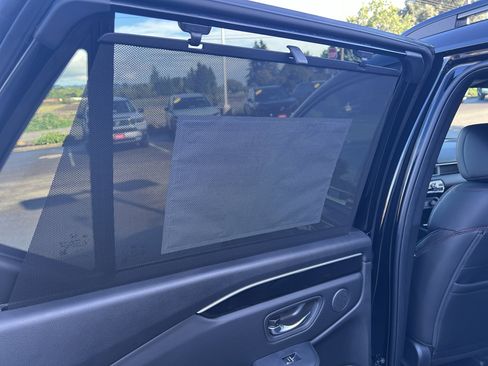 New 2025 Honda Pilot Black Edition image 31