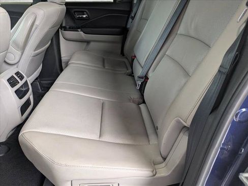 Used 2018 Honda Ridgeline RTL-T image 18