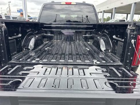 Used 2024 Ford F150 XLT RWD image 13