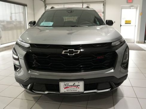 New 2026 Chevrolet Equinox RS w/ Convenience Package III AWD/4WD image 5