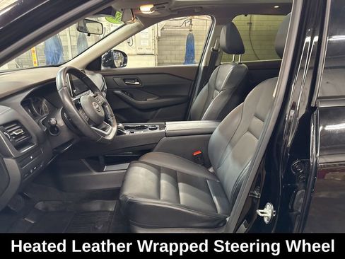 Certified 2023 Nissan Rogue SV w/ SV Premium B Package image 11