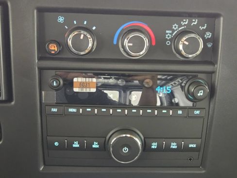 New 2026 Chevrolet Express 2500 w/ Communications Package RWD image 18