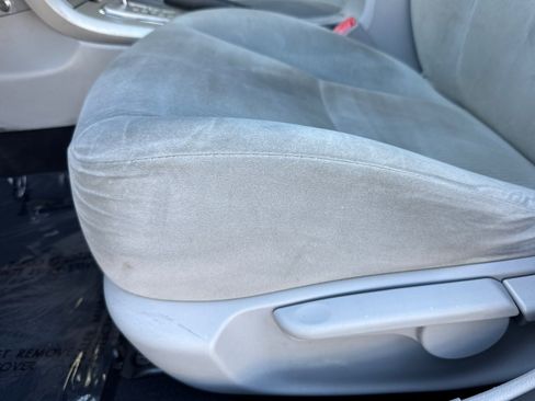 Used 2013 Toyota Corolla LE w/ Premium Pkg FWD image 14