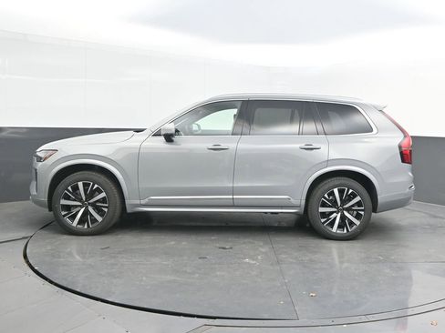New 2026 Volvo XC90 B6 Core AWD/4WD image 2