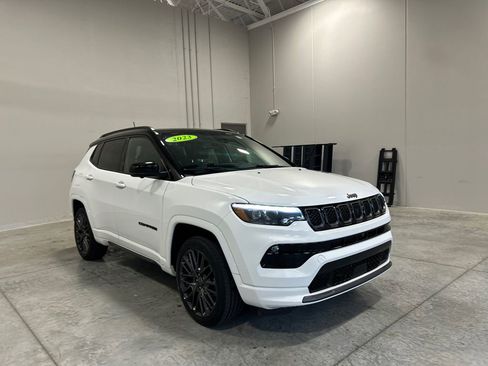 Used 2023 Jeep Compass High Altitude w/ Driver Assist Group I image 4