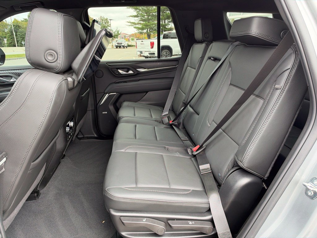 Used 2024 GMC Yukon Denali w/ Denali Reserve Package AWD/4WD image 26
