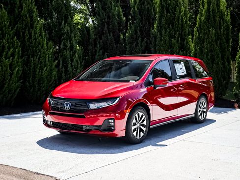 New 2026 Honda Odyssey EX-L image 5
