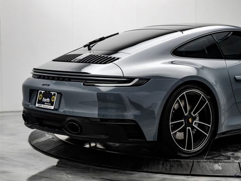 Used 2024 Porsche 911 Carrera GTS image 16