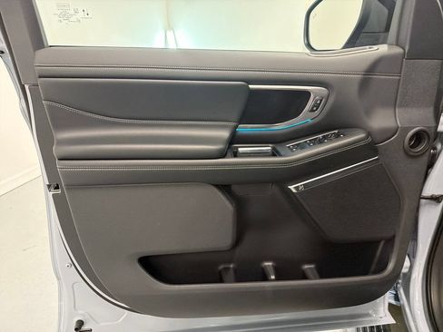 New 2027 Ford Expedition Platinum w/ Stealth Appearance Package RWD image 12