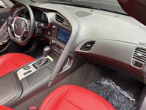 Used 2019 Chevrolet Corvette Z06 RWD image 32