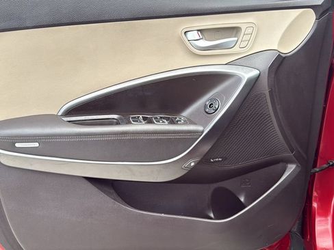 Used 2017 Hyundai Santa Fe Sport FWD image 20