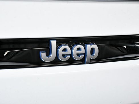 Used 2024 Jeep Grand Cherokee Limited 4xe w/ Trailer Tow Package AWD/4WD image 86