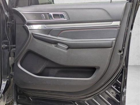 Used 2017 Ford Explorer Sport image 26