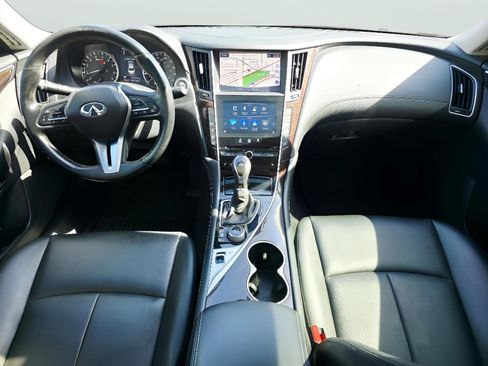 Used 2019 INFINITI Q50 Luxe w/ Essential Package (3.0T Luxe) AWD/4WD image 19
