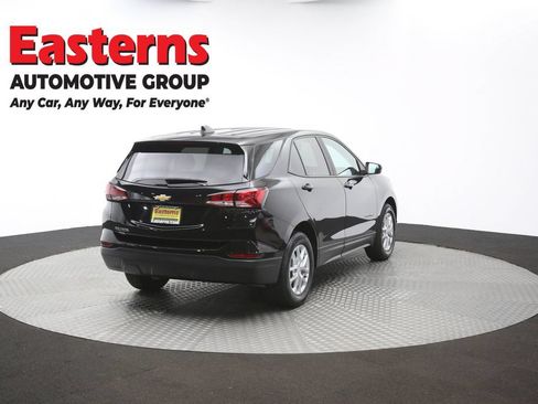 Used 2022 Chevrolet Equinox LS w/ LS Convenience Package FWD image 39
