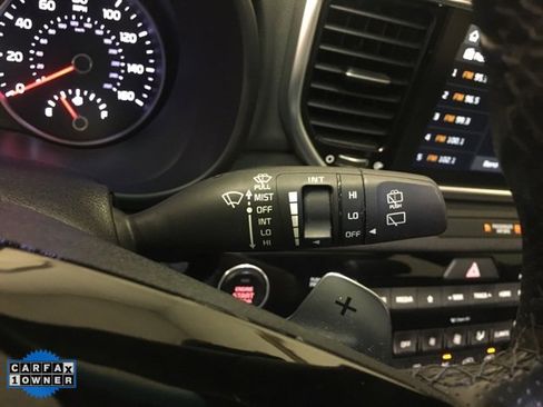 Used 2022 Kia Sportage Nightfall Edition w/ Nighfall AWD Premium Package image 32