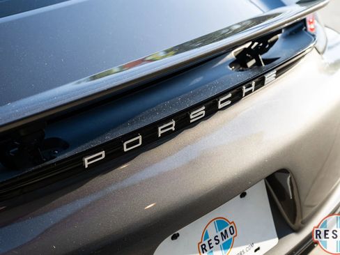 Used 2018 Porsche 718 Cayman S RWD image 11