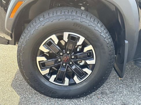 Certified 2024 Nissan Frontier PRO-4X w/ Pro Convenience Package image 11