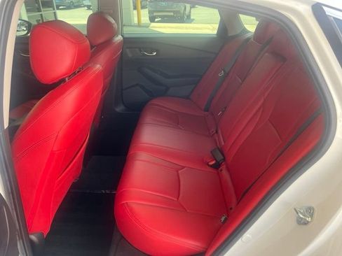 Used 2024 Honda Accord EX image 9