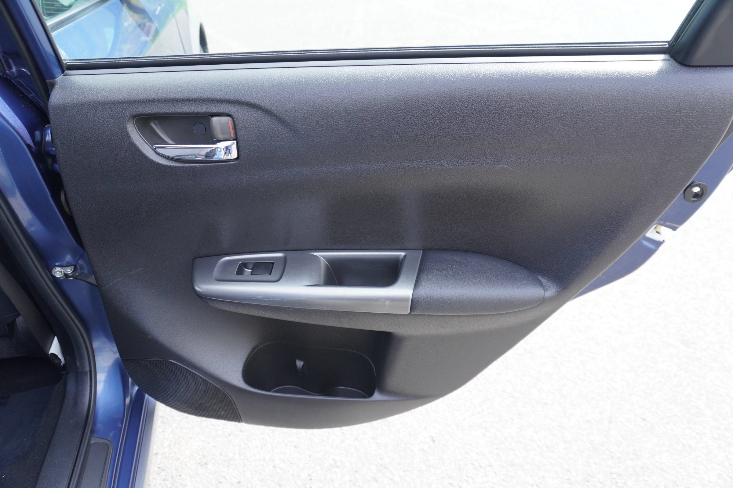 Used 2011 Subaru Impreza Outback Sport AWD/4WD image 15