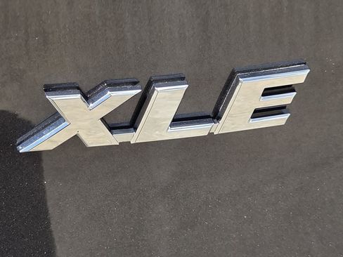 Used 2025 Toyota RAV4 XLE FWD image 11