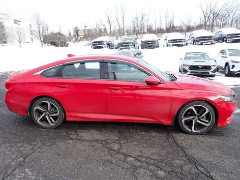 Used 2018 Honda Accord Sport image 6