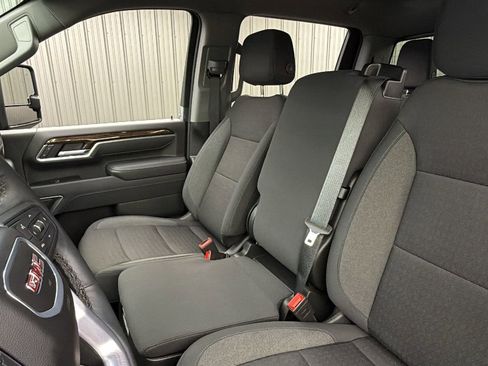 Used 2025 GMC Sierra 2500 SLE w/ SLE Value Package; image 32