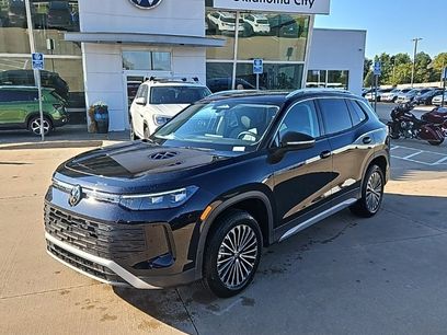 New 2025 Volkswagen Tiguan S